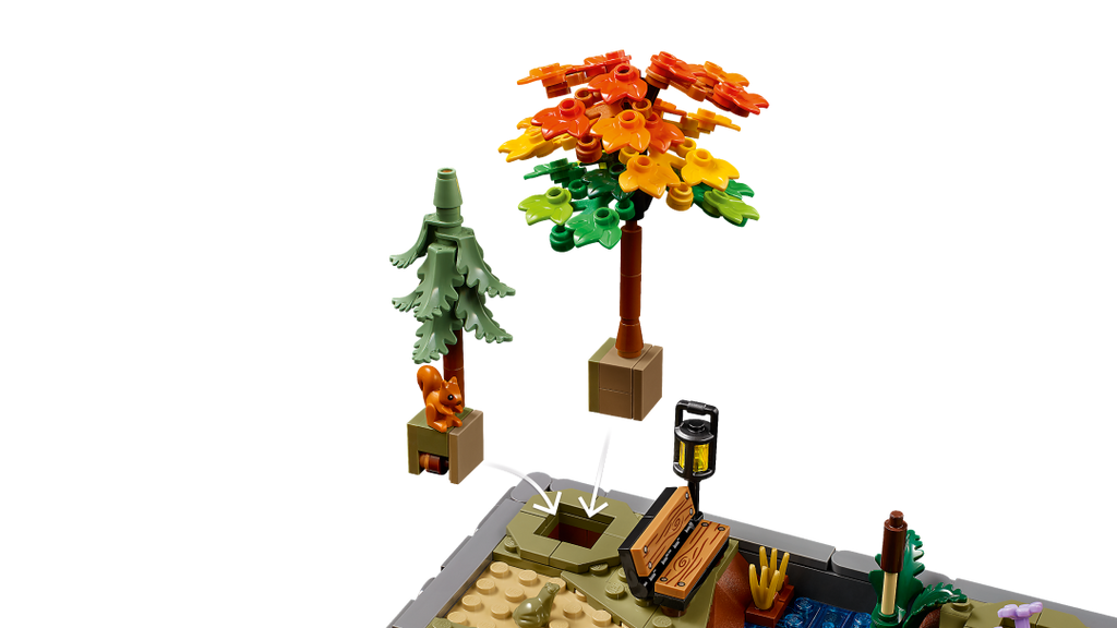 LEGO ICONS Autumn Cottage Garden Set 11372