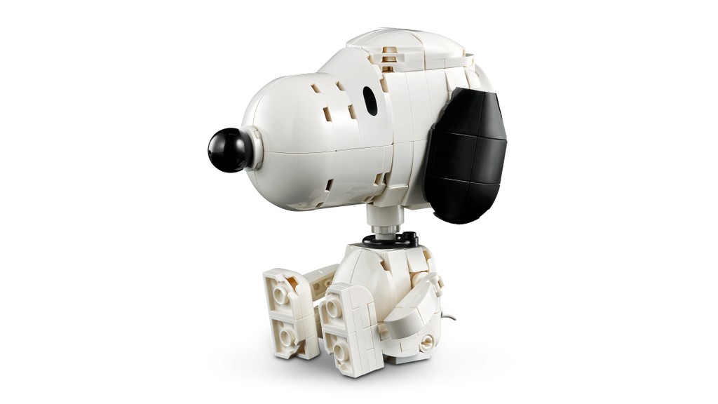 LEGO Ideas Peanuts: Snoopy's Doghouse Set 21368