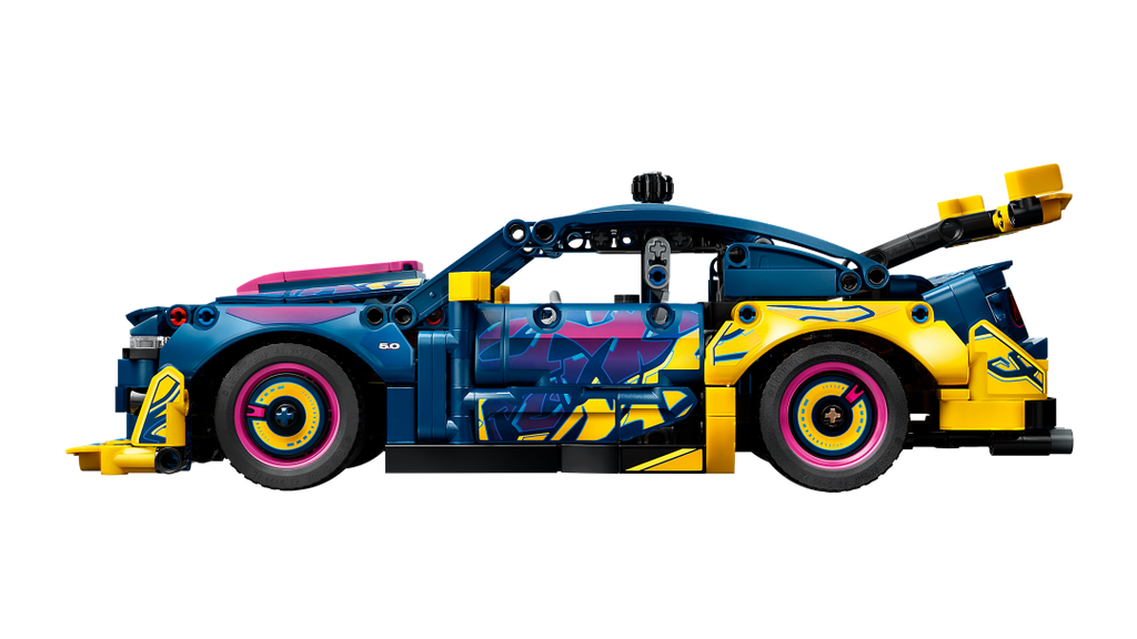 LEGO Technic Custom Garage Ford Mustang GT Car Set 42236