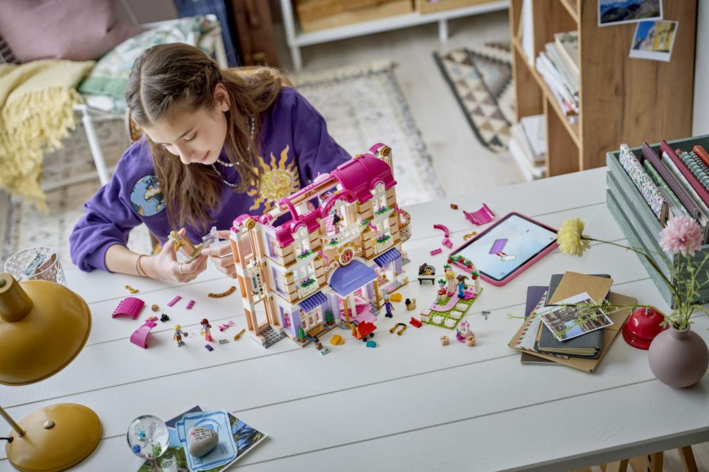 LEGO Friends Heartlake City Grand Hotel Set 42704