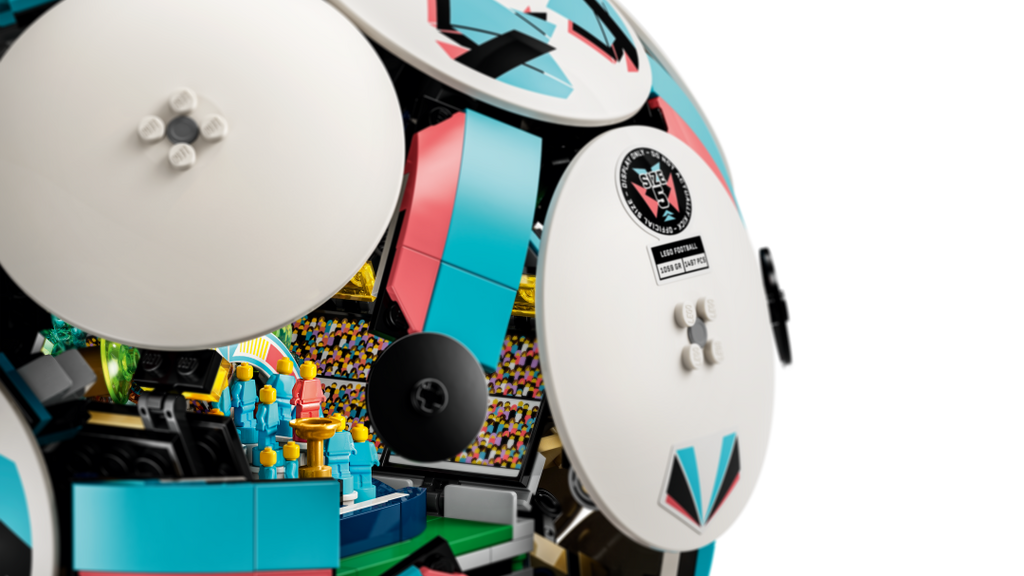LEGO Editions Football Set 43019