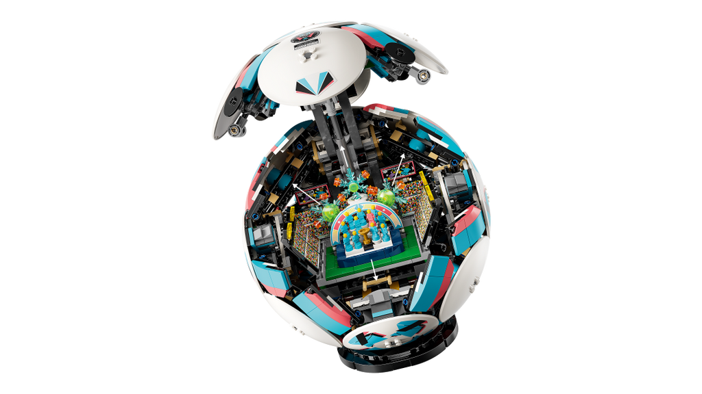LEGO Editions Football Set 43019