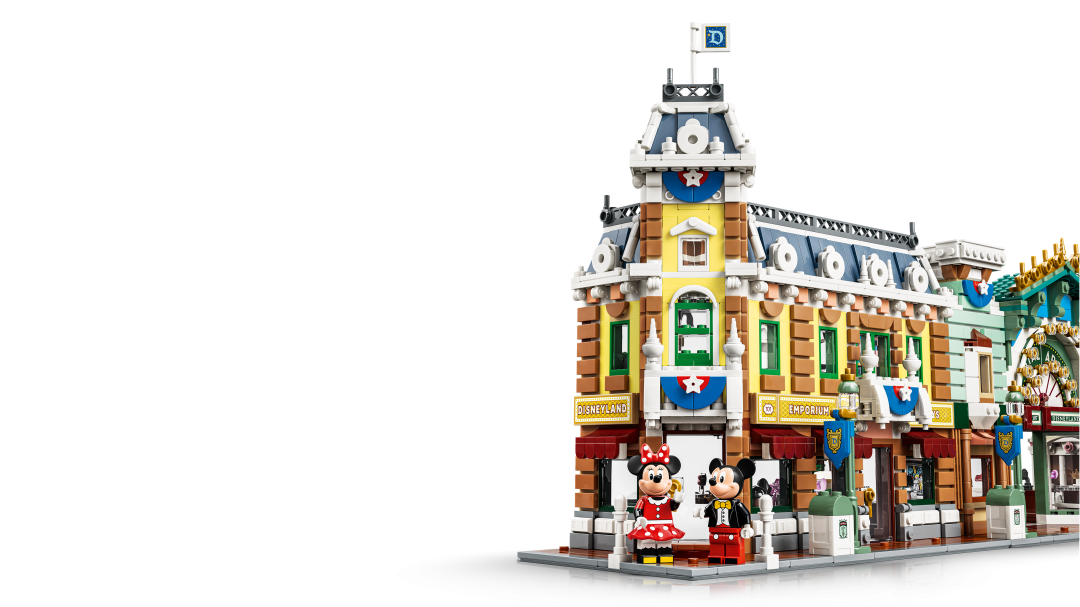 LEGO Disney Main Street, U.S.A. Set 43302