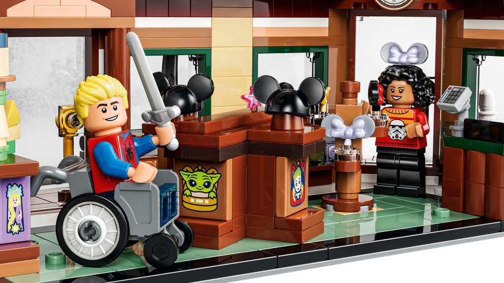 LEGO Disney Main Street, U.S.A. Set 43302