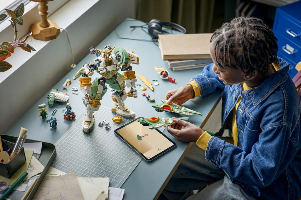 LEGO NINJAGO Lloyd's Titan Mech 15th Anniversary Set 71860