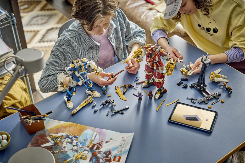LEGO NINJAGO The Twin Titan Mechs Set 71870