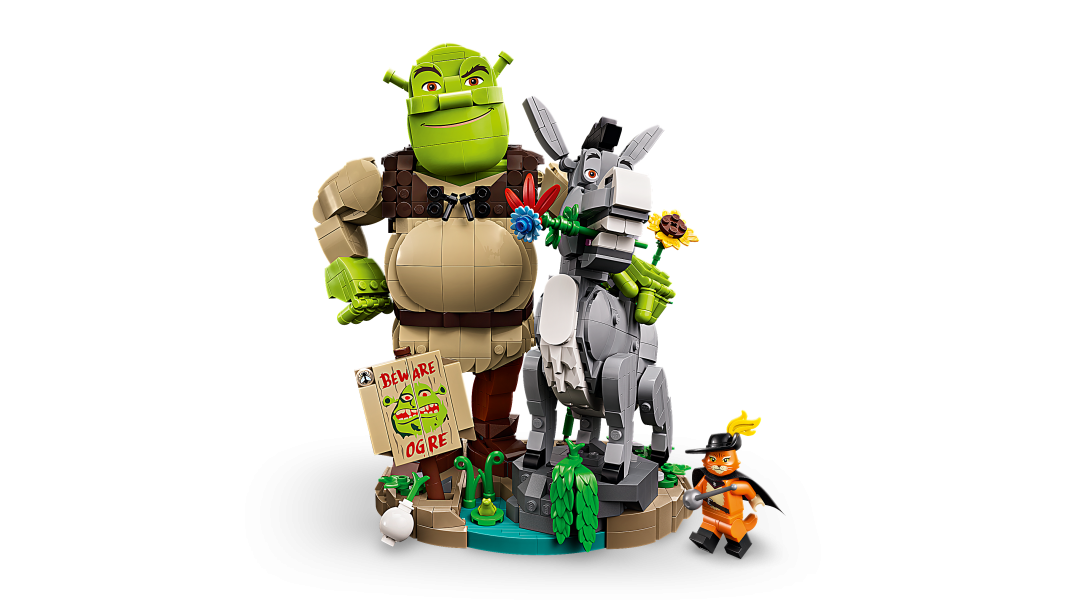 LEGO ICONS Shrek, Donkey & Puss in Boots Set 72423