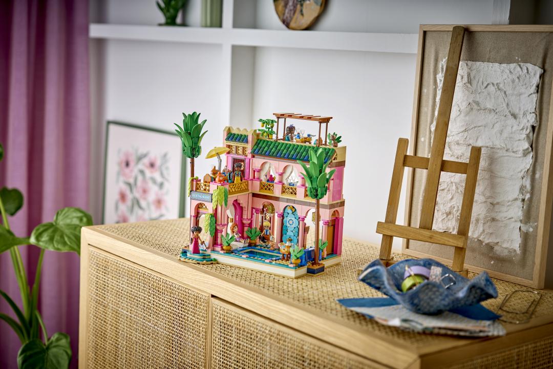 LEGO Friends Garden Restaurant Set 42691