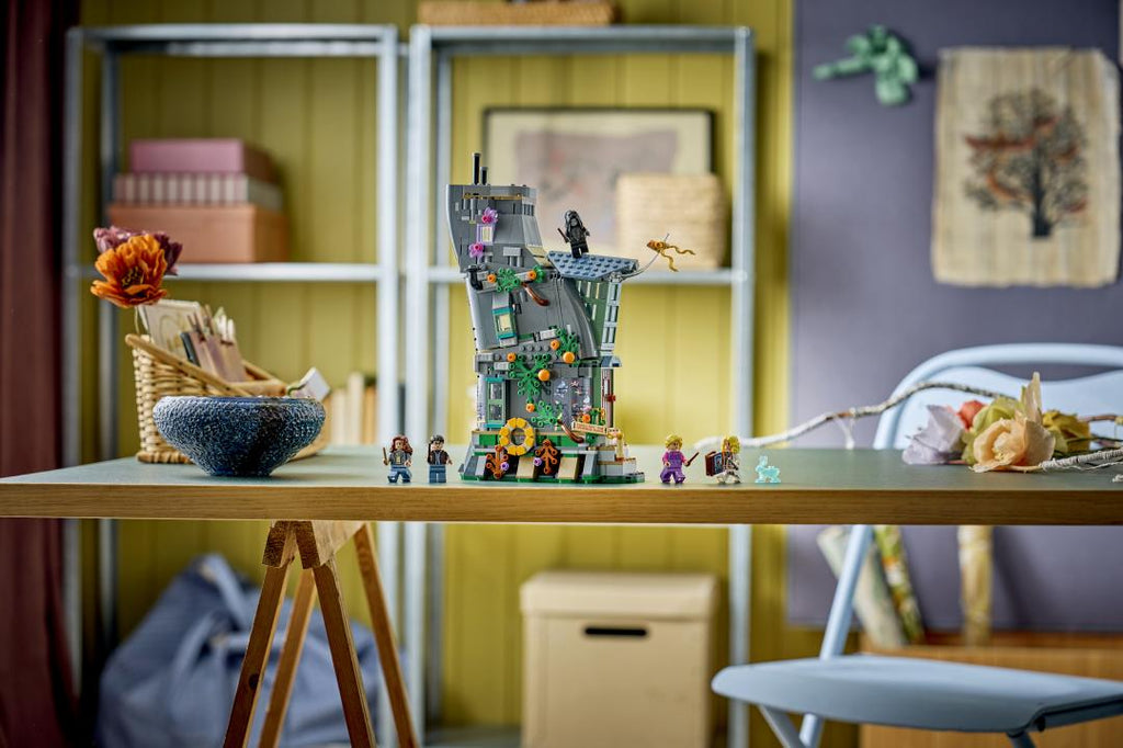LEGO Harry Potter Luna Lovegood's House Set 76467