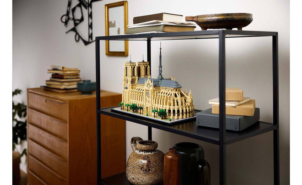 LEGO Architecture Notre-Dame de Paris Set 21061