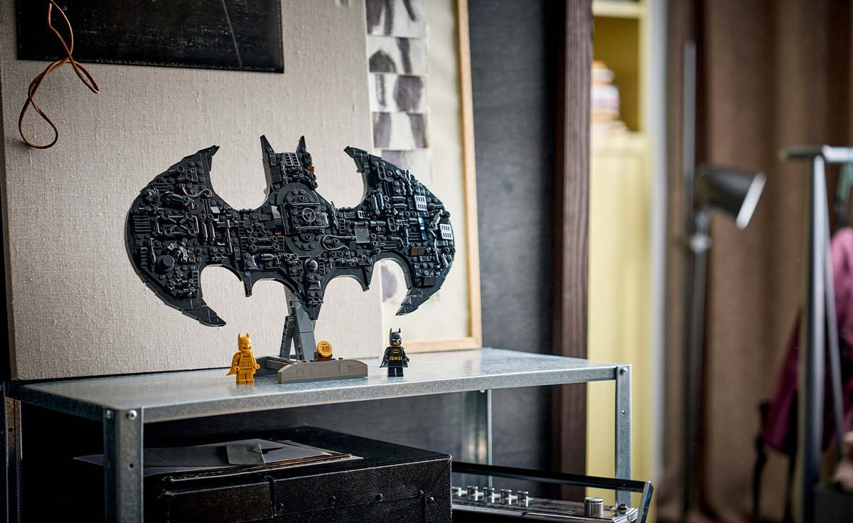 LEGO DC Batman Logo Set 76330