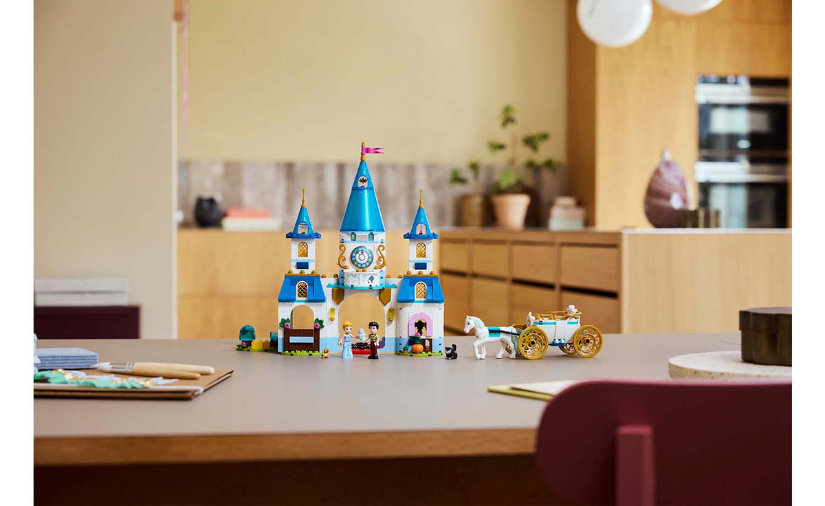 LEGO Disney Cinderella's Castle & Horse Carriage Set 43275