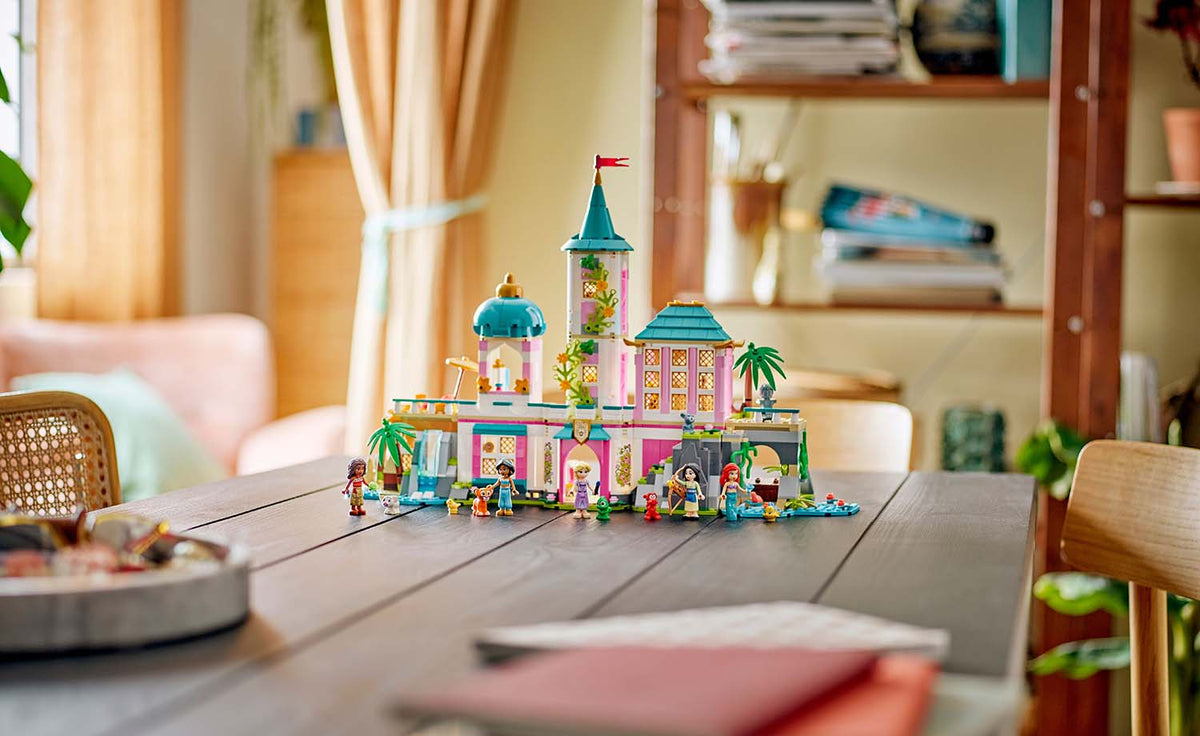 LEGO Disney Princess Castle & Royal Pets Set 43267