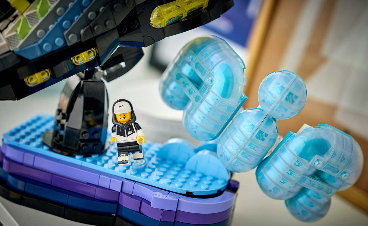 LEGO Editions Nike Air Max 95 Set 43025