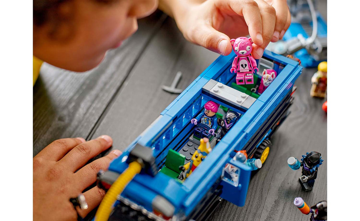 LEGO Fortnite Battle Bus Set 77073