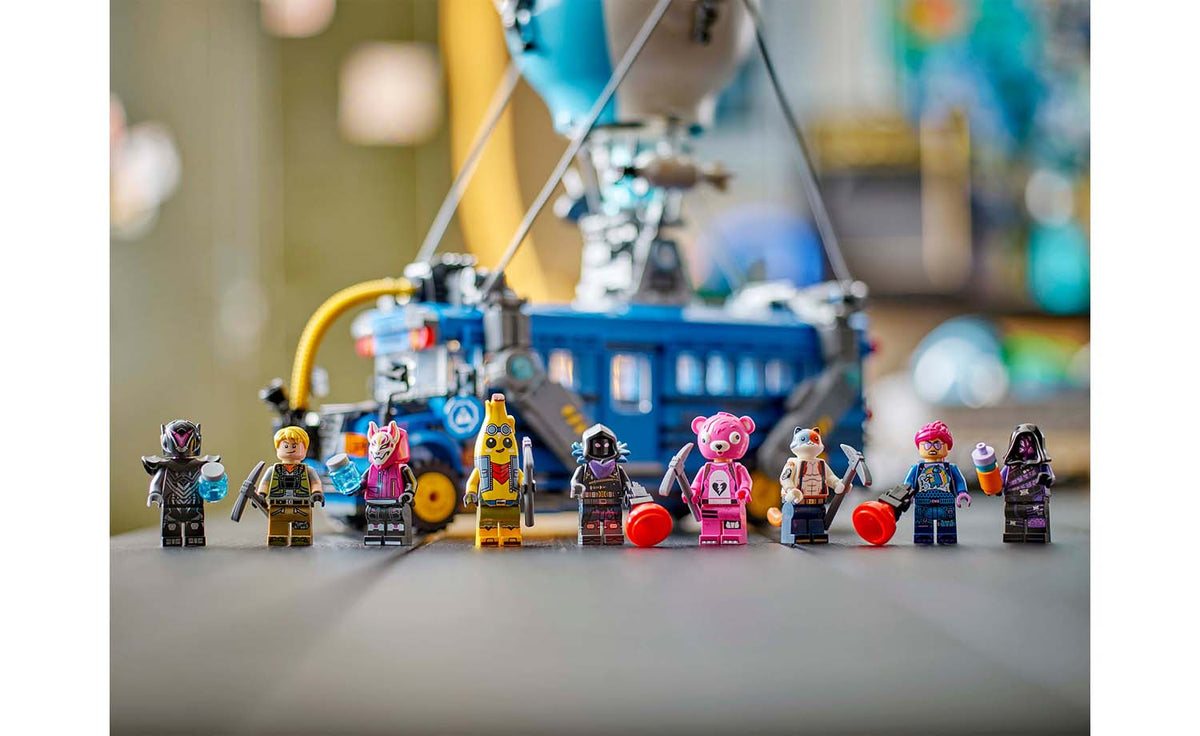LEGO Fortnite Battle Bus Set 77073