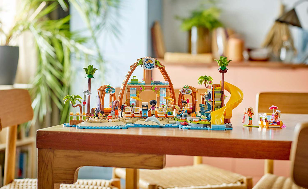 LEGO Friends Family Holiday Beach Resort Set 42673