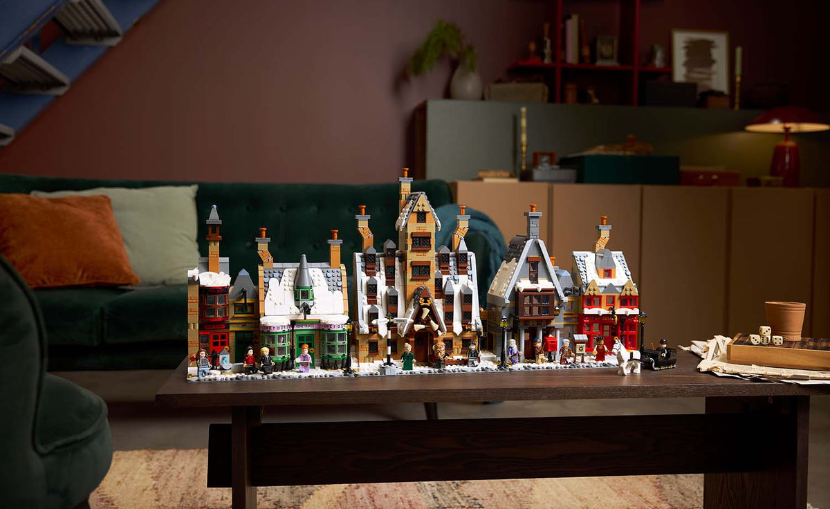 LEGO Harry Potter Hogsmeade Village – Collectors' Edition Set 76457