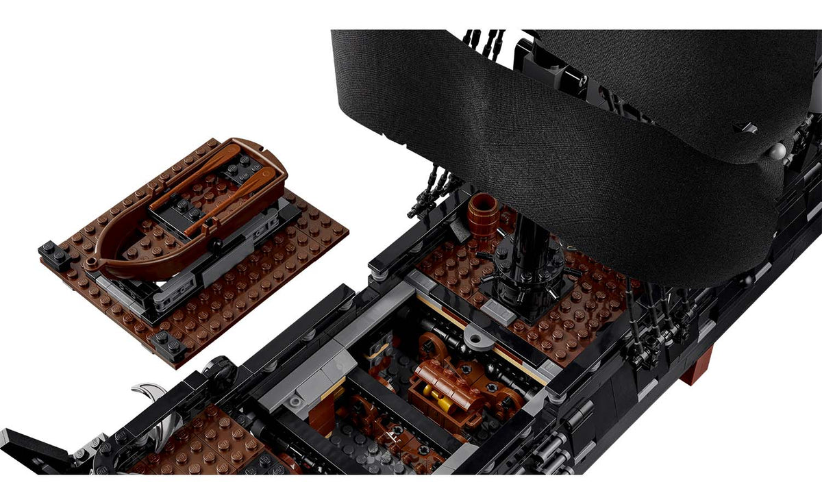 LEGO ICONS Captain Jack Sparrow's Pirate Ship Set 10365