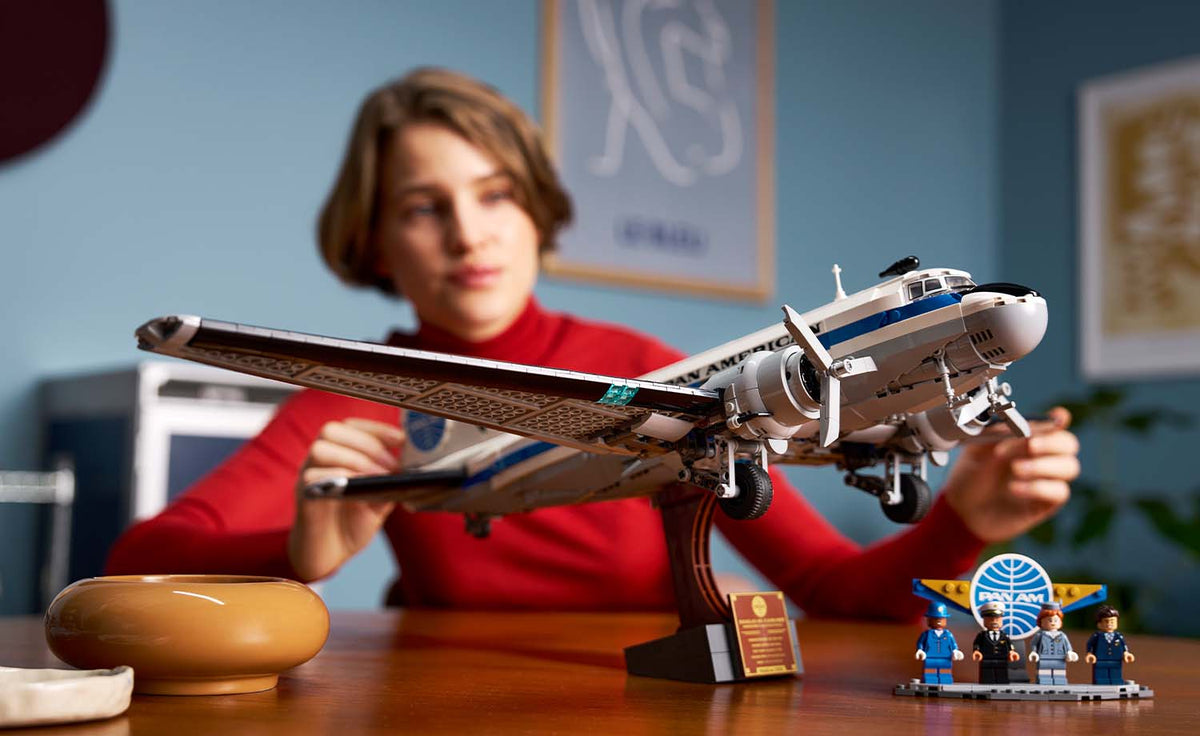 LEGO ICONS Douglas DC-3 PAN AM Airliner Set 11378