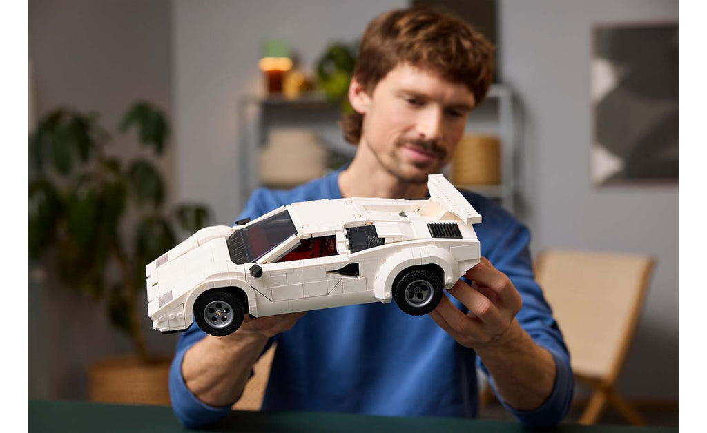 LEGO ICONS Lamborghini Countach 5000 Quattrovalvole Set 10337