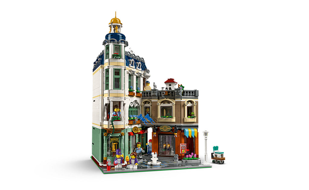LEGO ICONS Shopping Street Set 11371