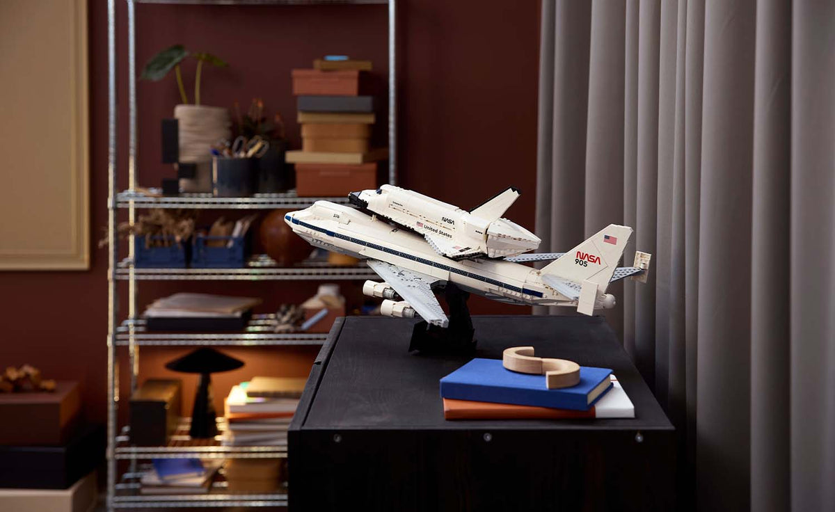 LEGO ICONS Shuttle Carrier Aircraft Set 10360