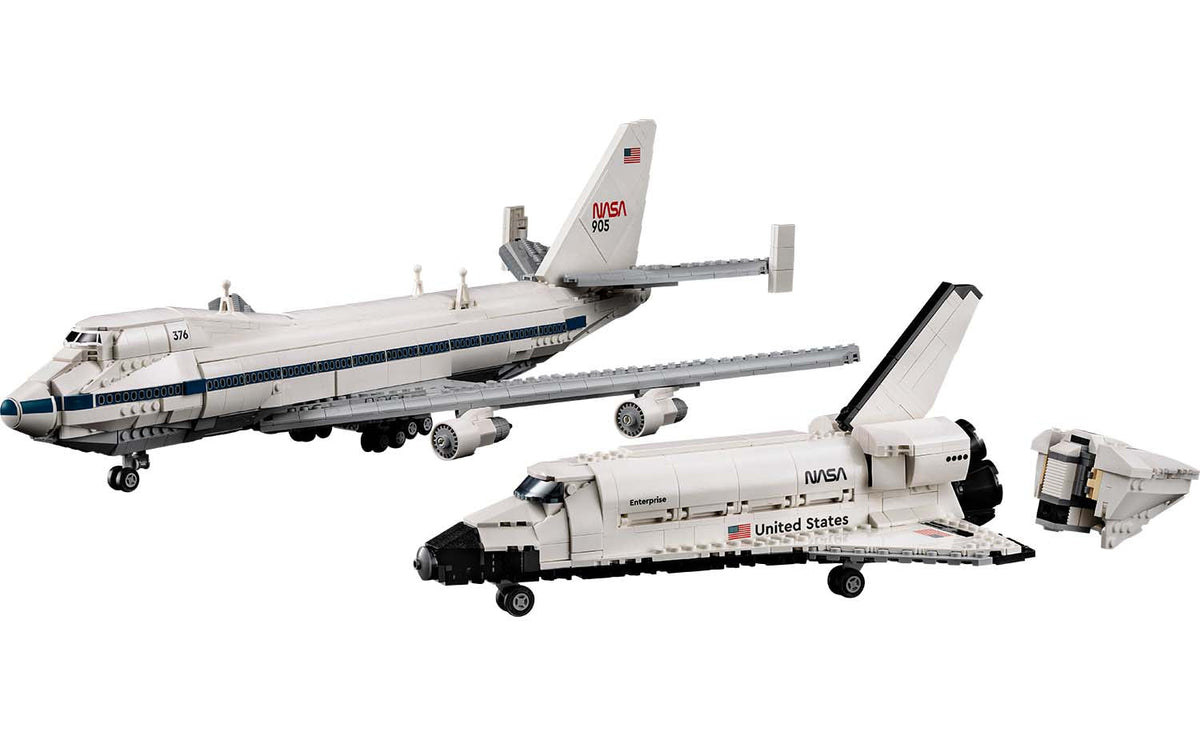 LEGO ICONS Shuttle Carrier Aircraft Set 10360