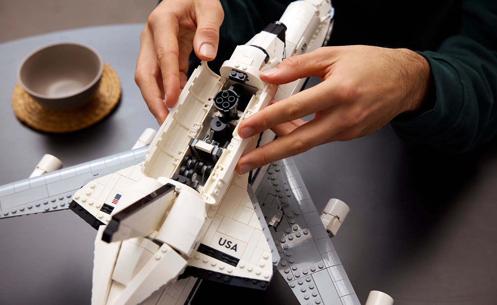 LEGO ICONS Shuttle Carrier Aircraft Set 10360