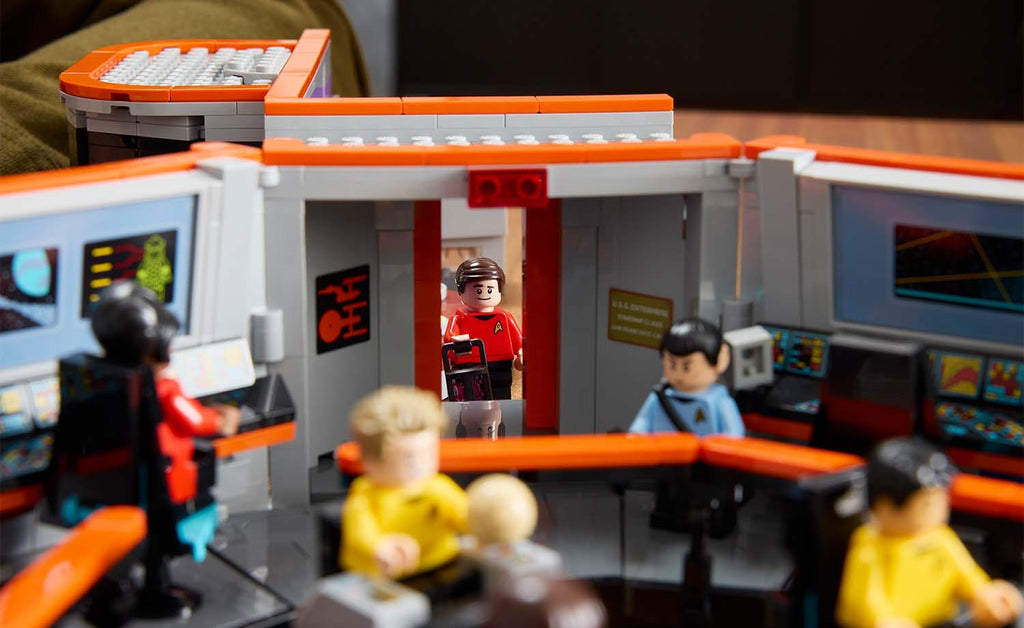 LEGO ICONS Star Trek: U.S.S. Enterprise NCC-1701 Bridge Set 11385