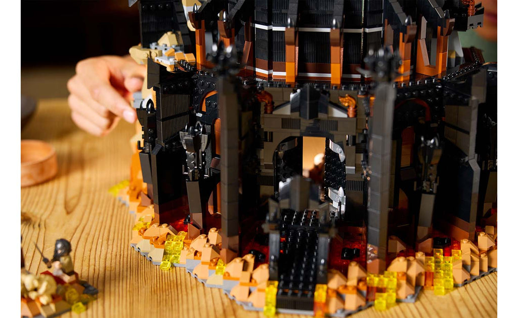 LEGO ICONS The Lord of the Rings: Barad-dûr Set 10333