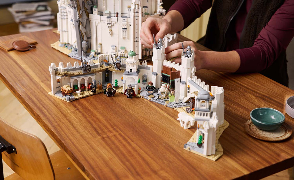LEGO ICONS The Lord of the Rings: Minas Tirith Set 11377