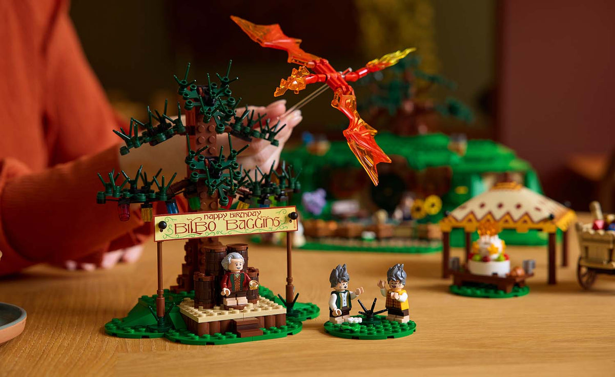 LEGO ICONS The Lord of the Rings: The Shire Set 10354
