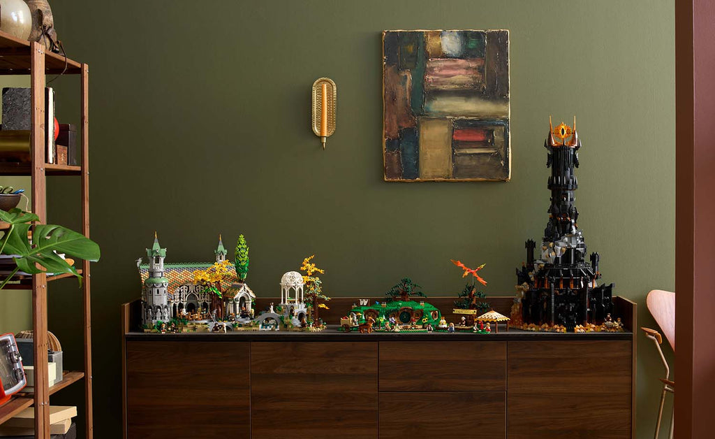 LEGO ICONS The Lord of the Rings: The Shire Set 10354