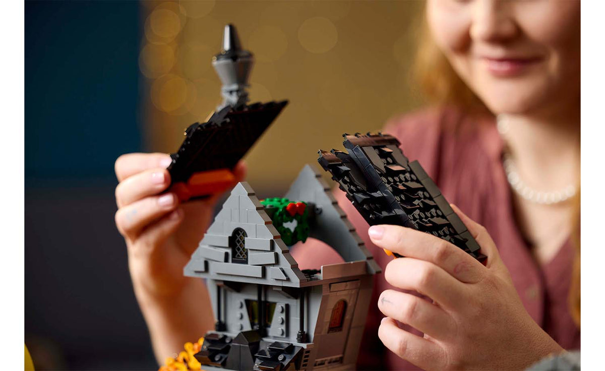 LEGO Ideas Disney Tim Burton's The Nightmare Before Christmas Set 21351