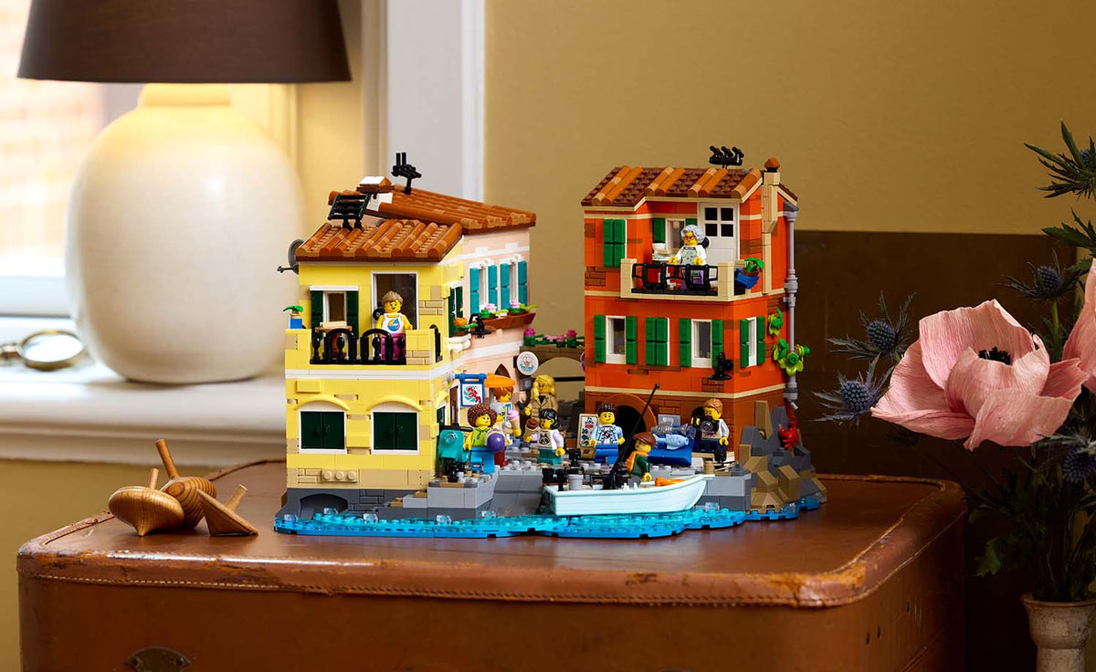 LEGO Ideas Italian Riviera Set 21359