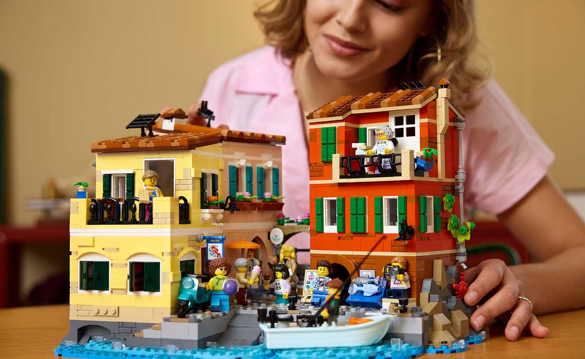 LEGO Ideas Italian Riviera Set 21359
