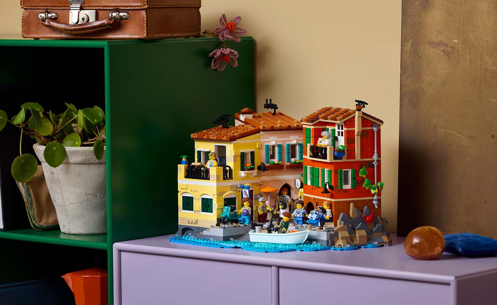 LEGO Ideas Italian Riviera Set 21359