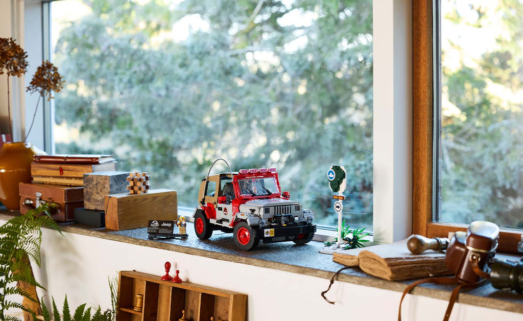 LEGO Jurassic World Jurassic Park Jeep Wrangler Set 77984