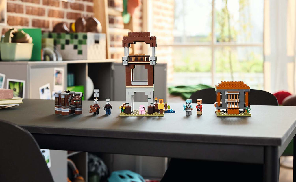 LEGO Minecraft The Pillager Outpost and Ravager Set 21278