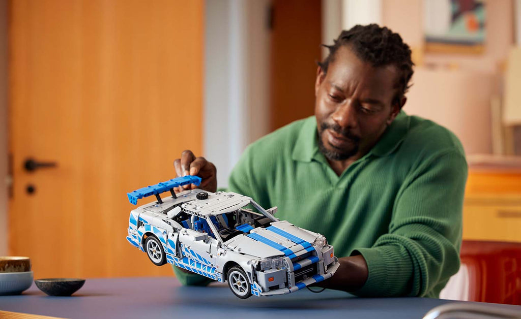 LEGO Technic 2 Fast 2 Furious Nissan Skyline GT-R (R34) Car Set 42210