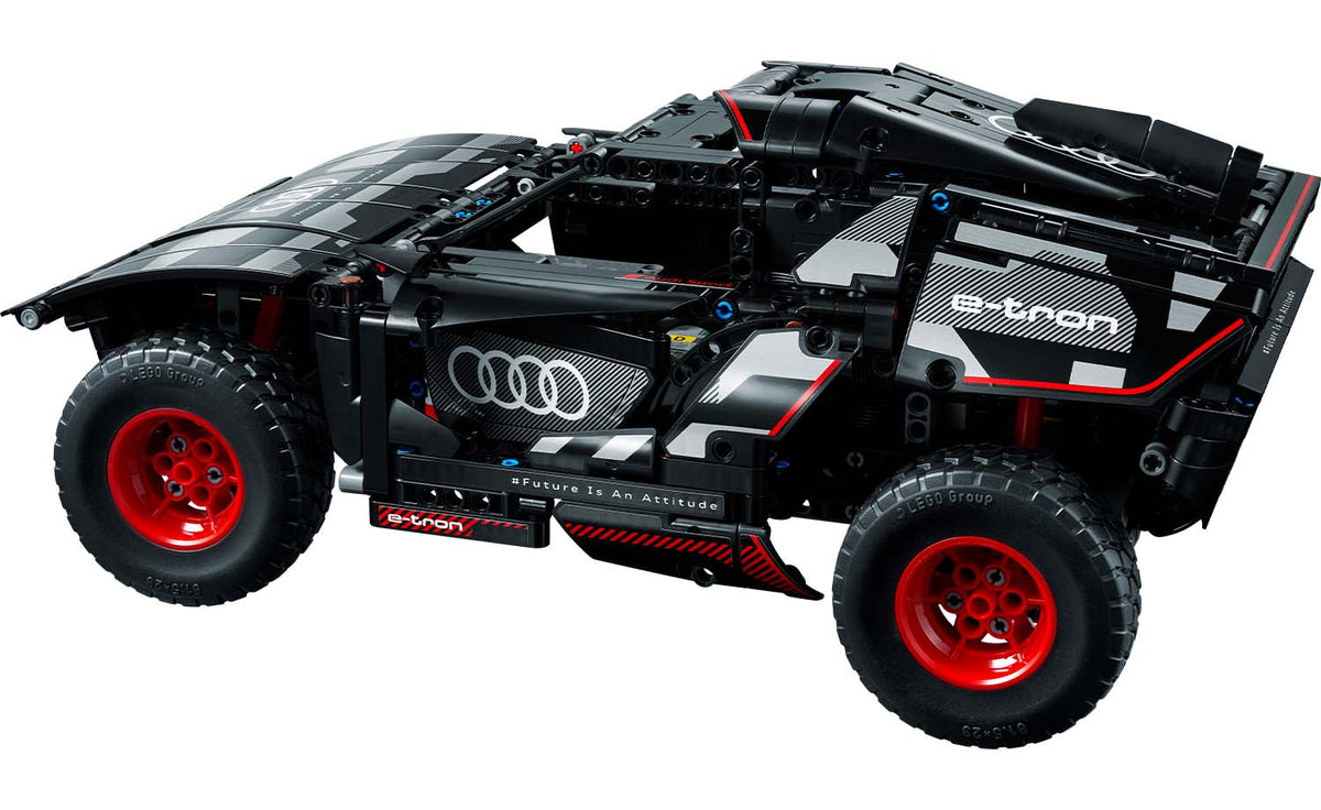 LEGO Technic Audi RS Q e-tron Set 42160