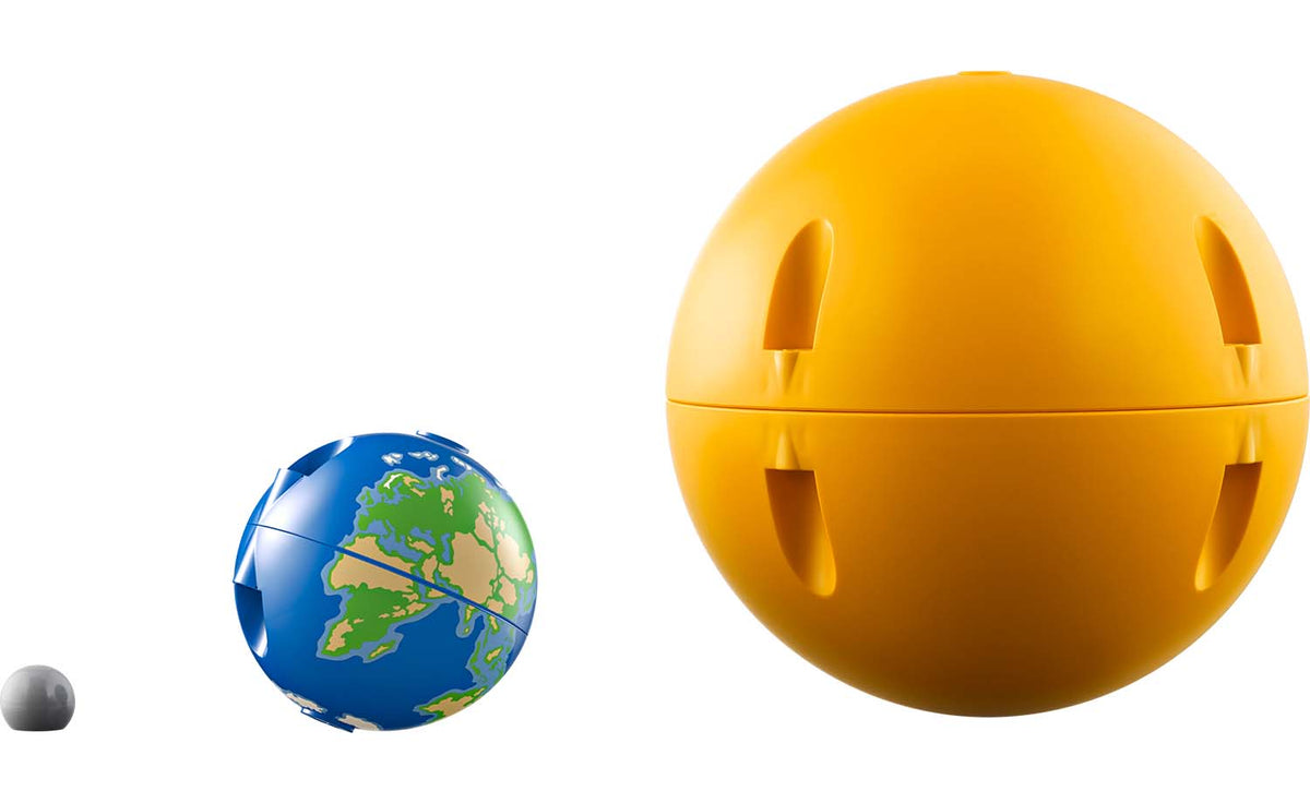 LEGO Technic Planet Earth and Moon in Orbit Set 42179