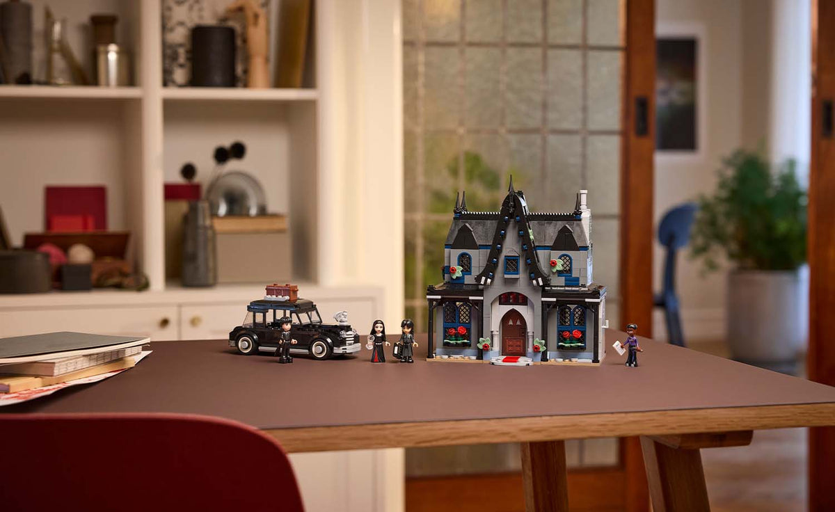 LEGO Wednesday Morticia's Cottage Set 76786